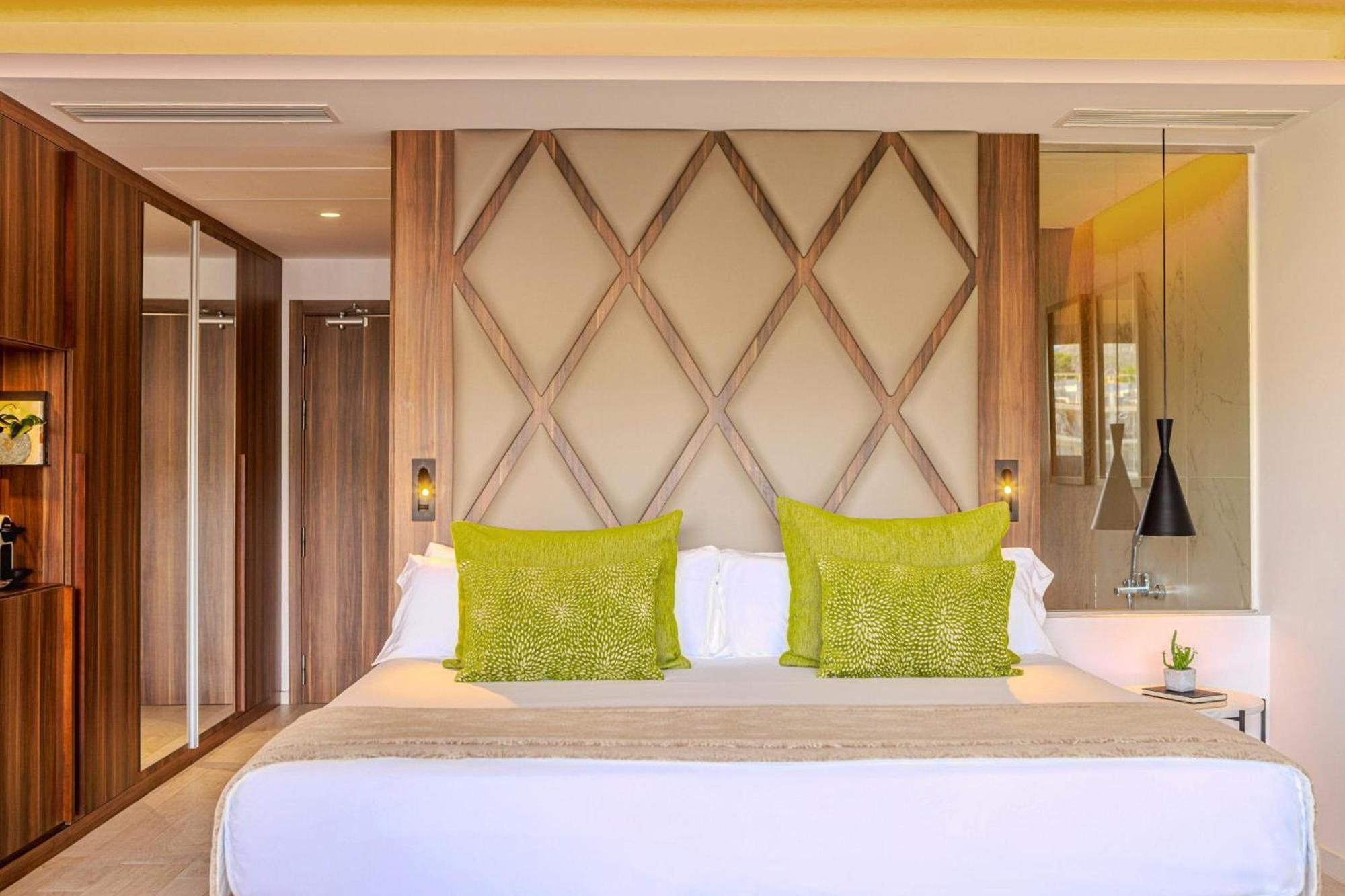 Zafiro Palace Palmanova Екстериор снимка