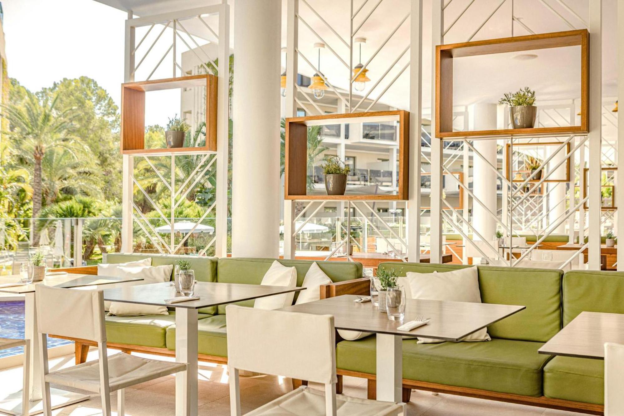 Zafiro Palace Palmanova Екстериор снимка