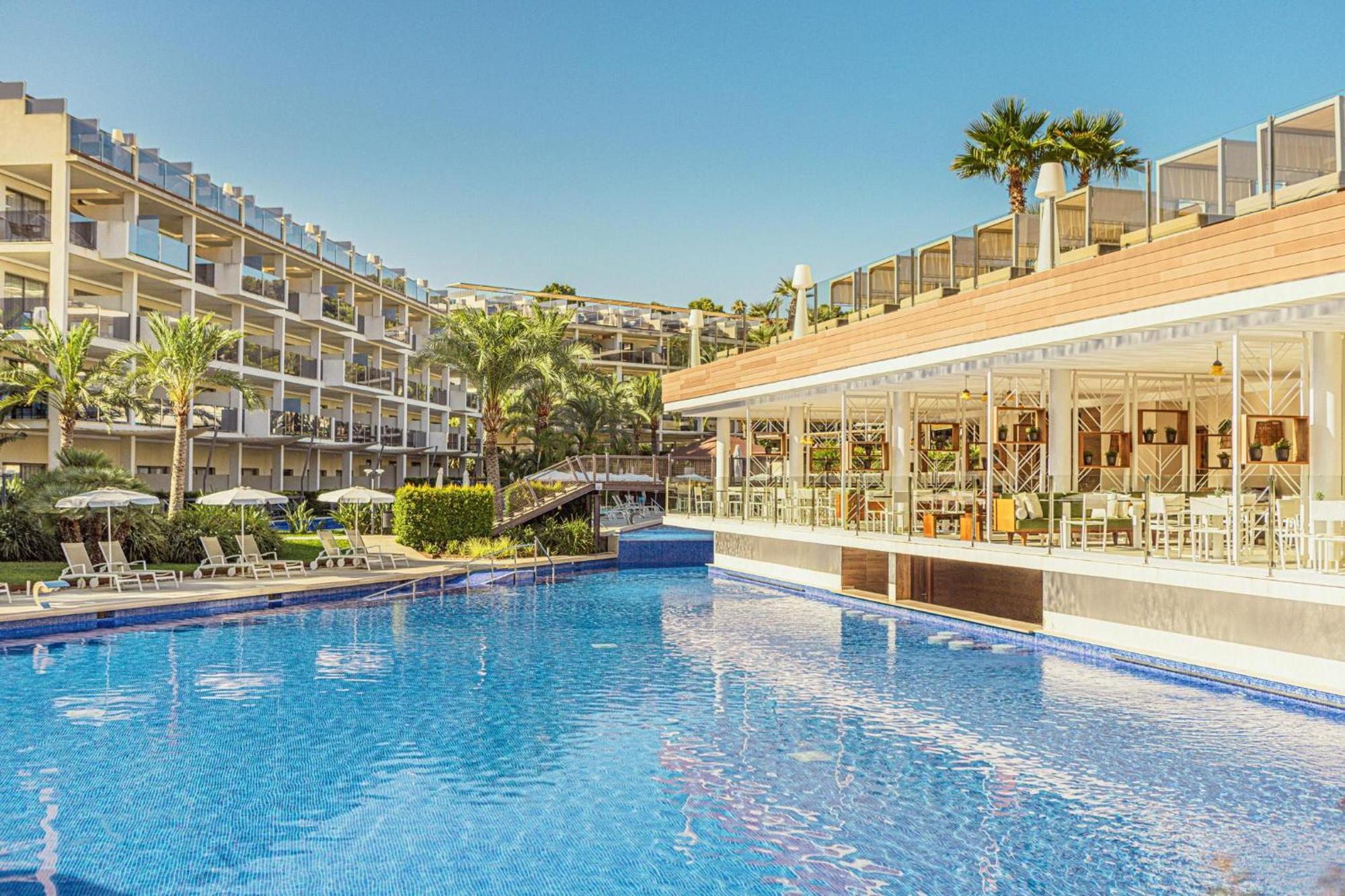 Zafiro Palace Palmanova Екстериор снимка